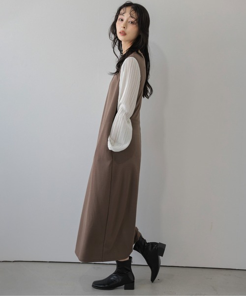 La-gemme（ラジェム）の「プリーツスリーブ Iラインワンピース/上品/ロング丈（ワンピース・レディース・ブラウン/ネイビー/ブラック・フリー）」の9枚目の写真