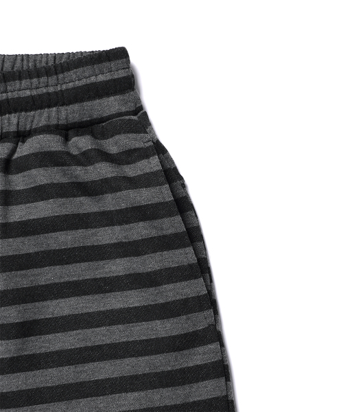 Cavish（カビシ）の「STRIPED FUR KITTEN WIDE SWEAT PANTS BLACK(CV2GFFPA01A)（スウェットパンツ・レディース・ブラック・SMALL/MEDIUM）」の8枚目の写真