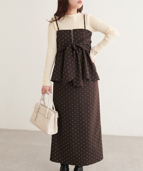 natural couture(ナチュラルクチュール)の「<osono>2WAYビスチェ付きスカート(スカート・レディース・その他1/ブラウン/チャコールグレー・MEDIUM/LARGE)」の5枚目の写真