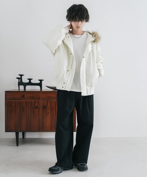 Rocky Monroe(ロッキーモンロー)の「オーバーサイズ DEWSPO N-2Bフライトミリタリー中綿ジャケット/ファーフードブルゾン(ミリタリージャケット・メンズ・ブラック/ホワイト/カーキ/ネイビー/ワイン・XL/M/L)」の7枚目の写真
