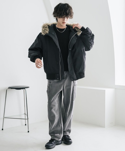 Rocky Monroe(ロッキーモンロー)の「オーバーサイズ DEWSPO N-2Bフライトミリタリー中綿ジャケット/ファーフードブルゾン(ミリタリージャケット・メンズ・ブラック/ホワイト/カーキ/ネイビー/ワイン・XL/M/L)」の17枚目の写真