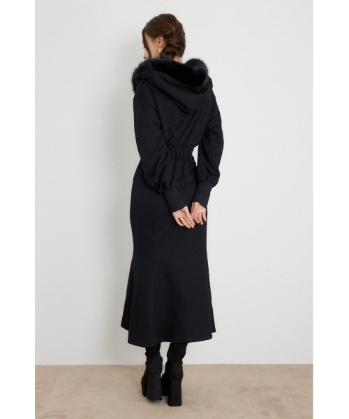 rienda(リエンダ)の「ショールカラーフードマーメイドカットワンピース 秋服 冬服(ワンピース・レディース・ホワイト/ベージュ/ブラック・SMALL/MEDIUM)」の6枚目の写真