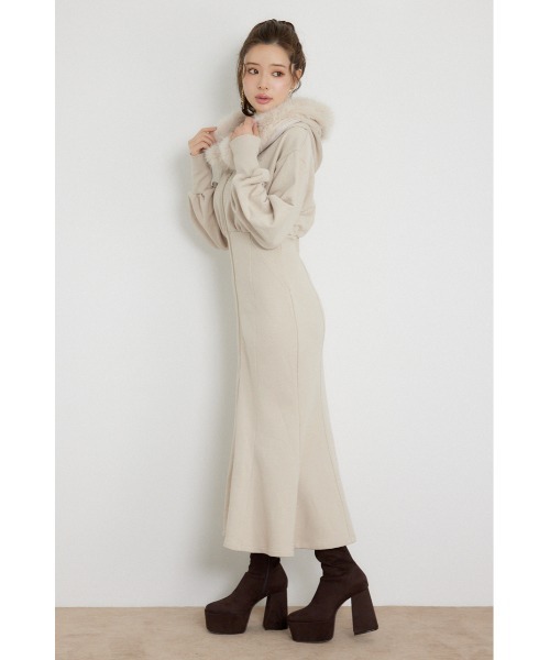 rienda(リエンダ)の「ショールカラーフードマーメイドカットワンピース 秋服 冬服(ワンピース・レディース・ホワイト/ベージュ/ブラック・SMALL/MEDIUM)」の14枚目の写真