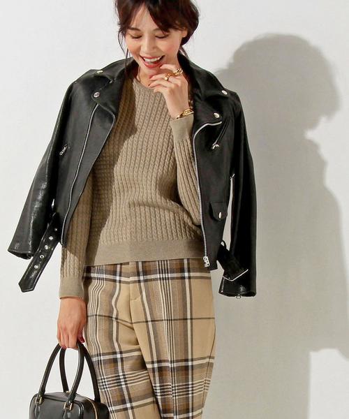 UNITED ARROWS(ユナイテッドアローズ)の「○UWBT MINI CABLE ニット(ニット/セーター・レディース・オフホワイト/ベージュ/ダークグリーン/ネイビー・FREE)」の2枚目の写真