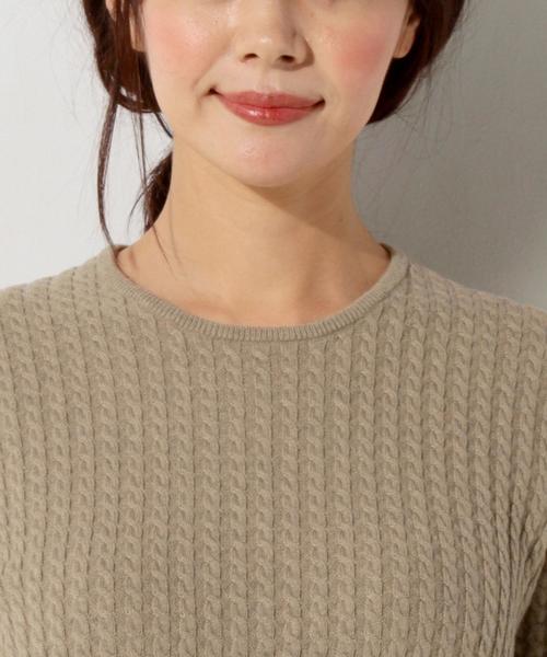 UNITED ARROWS(ユナイテッドアローズ)の「○UWBT MINI CABLE ニット(ニット/セーター・レディース・オフホワイト/ベージュ/ダークグリーン/ネイビー・FREE)」の21枚目の写真