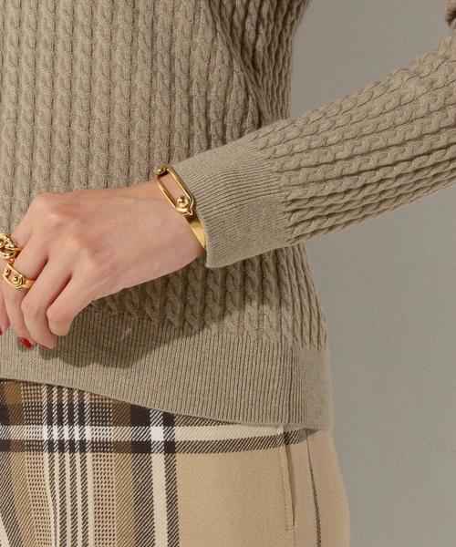 UNITED ARROWS(ユナイテッドアローズ)の「○UWBT MINI CABLE ニット(ニット/セーター・レディース・オフホワイト/ベージュ/ダークグリーン/ネイビー・FREE)」の22枚目の写真