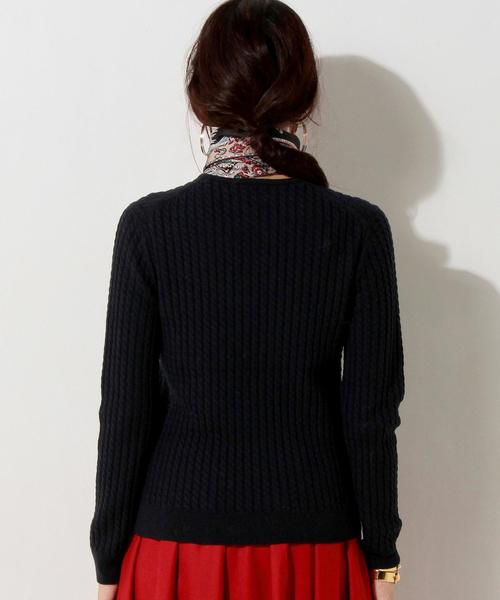 UNITED ARROWS(ユナイテッドアローズ)の「○UWBT MINI CABLE ニット(ニット/セーター・レディース・オフホワイト/ベージュ/ダークグリーン/ネイビー・FREE)」の10枚目の写真