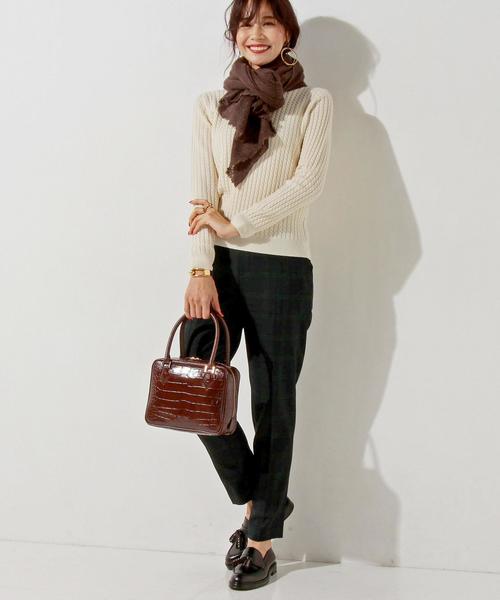 UNITED ARROWS(ユナイテッドアローズ)の「○UWBT MINI CABLE ニット(ニット/セーター・レディース・オフホワイト/ベージュ/ダークグリーン/ネイビー・FREE)」の6枚目の写真
