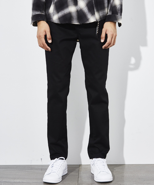 STUDIOUS（ステュディオス）の「スーパーストレッチテーパードカラーチノ（チノパンツ・メンズ・グレー/ブルー/ベージュ/ブラック・1/3/2）」の21枚目の写真