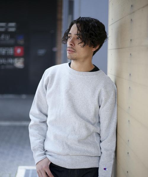 Champion（チャンピオン）の「【Champion/チャンピオン】 クルーネックヘビースウェット（スウェット・メンズ・グレー/ブラック/ホワイト・X-LARGE/MEDIUM/LARGE）」の3枚目の写真