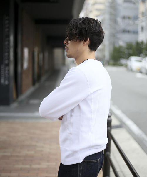 Champion（チャンピオン）の「【Champion/チャンピオン】 クルーネックヘビースウェット（スウェット・メンズ・グレー/ブラック/ホワイト・X-LARGE/MEDIUM/LARGE）」の16枚目の写真