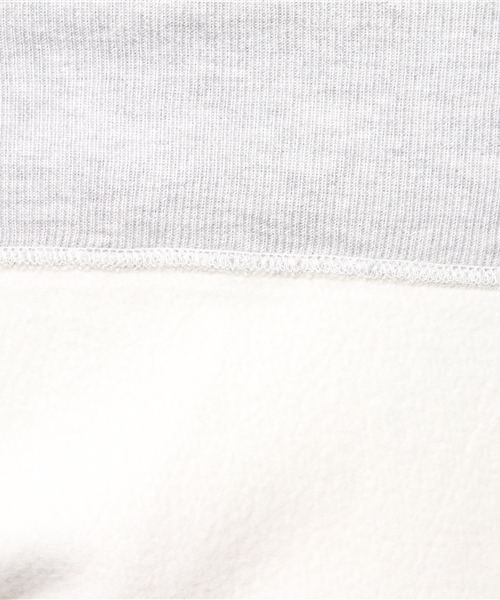 Champion（チャンピオン）の「【Champion/チャンピオン】 クルーネックヘビースウェット（スウェット・メンズ・グレー/ブラック/ホワイト・X-LARGE/MEDIUM/LARGE）」の6枚目の写真