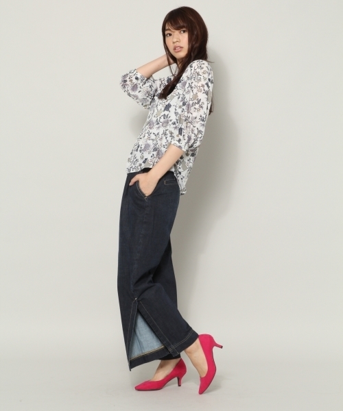 BLISS POINT(ブリスポイント)の「【Sサイズ展開】スソスリットデニムパンツ / 764548(デニムパンツ・レディース・ブラック/ネイビー・SMALL/LARGE/MEDIUM)」の14枚目の写真