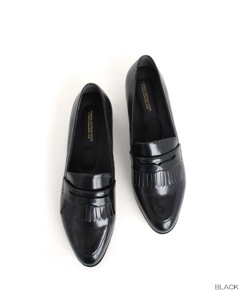 RANDA（ランダ）の「ストレスフリー/キルティタンローファー（ローファー・レディース・レッド/ブラック/ネイビー/クリーム・L/LL/M/S/SS）」の2枚目の写真