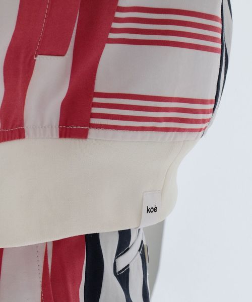 koe×THOM BROWNE（コエトムブラウン）の「[koe×THOM BROWNE]MENS TRACK JACKET（ブルゾン・メンズ・マルチ/ストライプ・LARGE/MEDIUM/SMALL）」の22枚目の写真