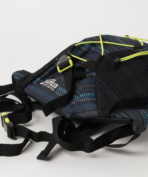 DAKINE（ダカイン）の「DAKINE   WONDER 15L バックパック/リュック（バックパック/リュック・メンズ・ブラック/ブルー系その他/グレー/ブラック系その他/ホワイト系その他/オレンジ系その他/ライトブルー/その他/ブルー・FREE）」の11枚目の写真