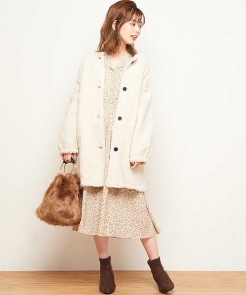 natural couture(ナチュラルクチュール)の「ボアハーフコート(その他アウター・レディース・ベージュ/ピンク/アイボリー/ボルドー・FREE)」の5枚目の写真