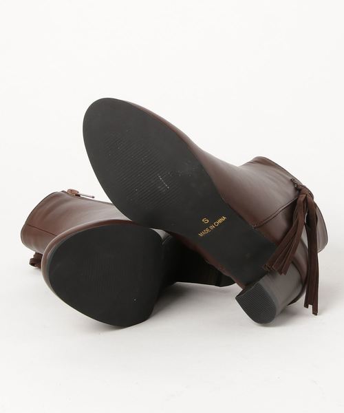 GeeRA(ジーラ)の「太ヒールタッセル付ショートブーツ(ブーツ・レディース・ブラック/ダークブラウン/グレー・LARGE/SMALL/MEDIUM/X-LARGE)」の5枚目の写真