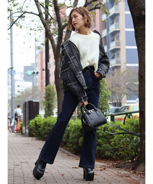 EMODA（エモダ）の「UPネックパフニット（ニット/セーター・レディース・ブラック/ミント/パープル/ブラウン・FREE）」の20枚目の写真