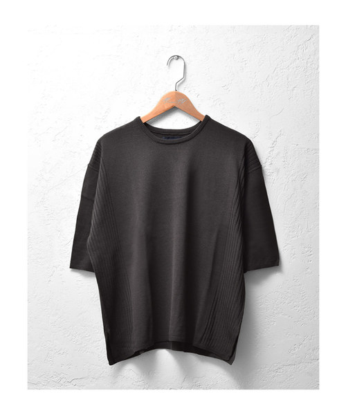 MinoriTY（マイノリティ）の「12Gサイドリブルーズシルエット5分袖サマーニット（ニット/セーター・メンズ・オフホワイト/ブラック/テラコッタ/ピンク/グレー/ベージュ/ネイビー/チャコール・M/L）」の14枚目の写真