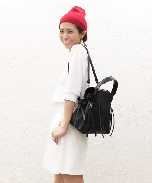 mystic(ミスティック)の「3WAY BAG(ショルダーバッグ・レディース・アイボリー/ブラック/ベージュ/サックスブルー・フリ-)」の1枚目の写真