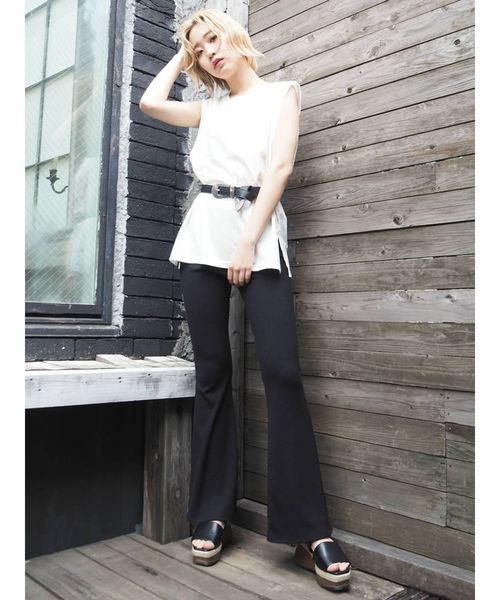 EVRIS（エヴリス）の「リブフレアレギンス（レギンス/スパッツ・レディース・ブラック/ブラウン/グレー/カーキ・FREE）」の13枚目の写真