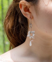 クリスタルビジューピアス -typeB-