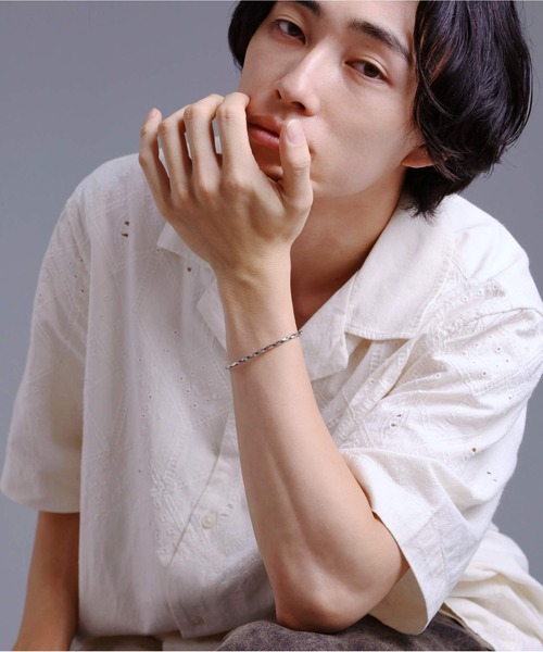 LION HEART（ライオンハート）の「【限定展開】“LH-1”トライバングル/サージカルステンレス（金属アレルギー対応）【LION HEART / ライオンハート】（バングル/リストバンド・メンズ・シルバー系その他/ブラック系その他/ゴールド系その他/シルバー系その他2/ブラック系その他2/ゴールド/ゴールド系その他2・ONE SIZE）」の21枚目の写真