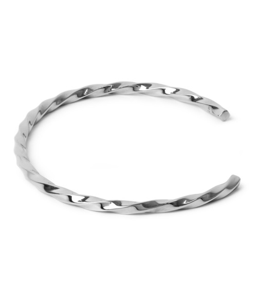 LION HEART（ライオンハート）の「【限定展開】“LH-1”トライバングル/サージカルステンレス（金属アレルギー対応）【LION HEART / ライオンハート】（バングル/リストバンド・メンズ・シルバー系その他/ブラック系その他/ゴールド系その他/シルバー系その他2/ブラック系その他2/ゴールド/ゴールド系その他2・ONE SIZE）」の9枚目の写真