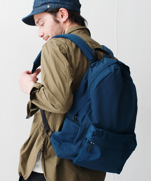 STANDARD SUPPLY（スタンダードサプライ）の「[スタンダードサプライ]　STANDARD SUPPLY デイパック（バックパック/リュック・メンズ・ブラック/レッド/ダークグリーン/ネイビー/ホワイト/ダークグレー/コバルトブルー・フリー）」の5枚目の写真