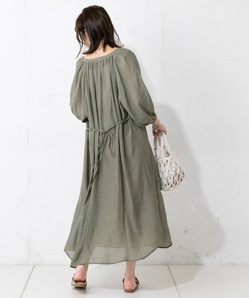 natural couture（ナチュラルクチュール）の「ロングチュニックワンピース（ワンピース・レディース・カーキ/アイボリー/グレイッシュベージュ/ラベンダー・FREE）」の21枚目の写真