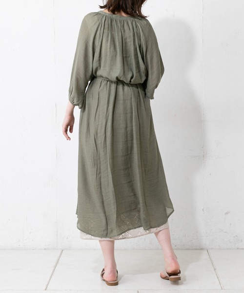 natural couture（ナチュラルクチュール）の「ロングチュニックワンピース（ワンピース・レディース・カーキ/アイボリー/グレイッシュベージュ/ラベンダー・FREE）」の19枚目の写真