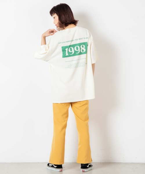 WEGO(ウィゴー)の「WEGO/1998プリントビッグシルエットTシャツ(Tシャツ/カットソー・レディース・ブルー/アイボリー・FREE)」の6枚目の写真