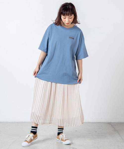 WEGO(ウィゴー)の「WEGO/1998プリントビッグシルエットTシャツ(Tシャツ/カットソー・レディース・ブルー/アイボリー・FREE)」の9枚目の写真