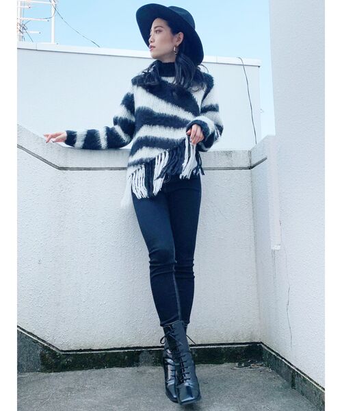 GYDA(ジェイダ)の「original pattern fringeニット TOPS(ニット/セーター・レディース・ブラック/ブラウン/カーキ・FREE)」の6枚目の写真