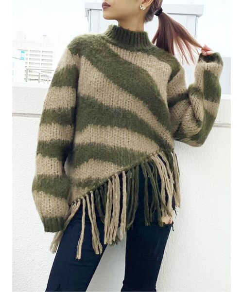 GYDA(ジェイダ)の「original pattern fringeニット TOPS(ニット/セーター・レディース・ブラック/ブラウン/カーキ・FREE)」の11枚目の写真