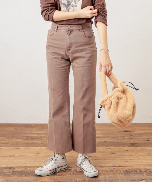 natural couture（ナチュラルクチュール）の「長さ変えられるフレアデニム（デニムパンツ・レディース・インディゴブルー/ブルー/モカ・SMALL/MEDIUM）」の2枚目の写真