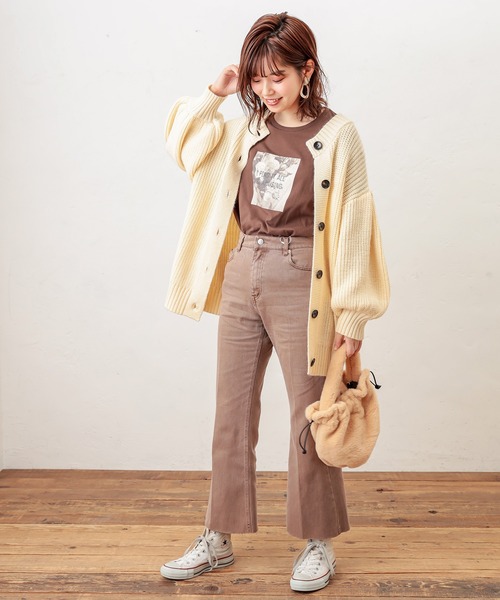 natural couture（ナチュラルクチュール）の「長さ変えられるフレアデニム（デニムパンツ・レディース・インディゴブルー/ブルー/モカ・SMALL/MEDIUM）」の8枚目の写真