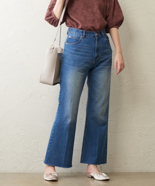 natural couture（ナチュラルクチュール）の「長さ変えられるフレアデニム（デニムパンツ・レディース・インディゴブルー/ブルー/モカ・SMALL/MEDIUM）」の21枚目の写真