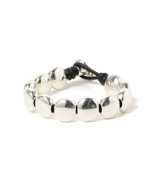 Ray BEAMS(レイビームス)の「Otro Accesorio / フラット ビーズ ブレスレット(ブレスレット・レディース・シルバー・ONE SIZE)」の3枚目の写真