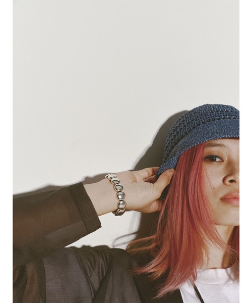 Ray BEAMS(レイビームス)の「Otro Accesorio / フラット ビーズ ブレスレット(ブレスレット・レディース・シルバー・ONE SIZE)」の1枚目の写真