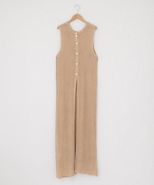 Chaco closet(チャコ クローゼット)の「カギ編みロングジレにもなるリネンライク3wayクロシェワンピース(ワンピース・レディース・ブラック/ベージュ/ブラウン/オレンジ/グリーン系その他/キナリ・FREE)」の7枚目の写真