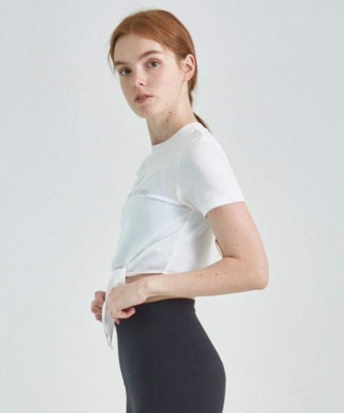 CIENNA(シエナ)の「【CIENNA 】リラクシングシリーズ 半袖カバーアップティーシャツ / RELAXING SERIES SHORT-SLEEVE TAI COVER-UP(スポーツグッズ・レディース・ブラック/カーキオリーブ/チャコール/ライム/パープル/ロイヤルブルー/ホワイト・MEDIUM/SMALL/LARGE)」の8枚目の写真
