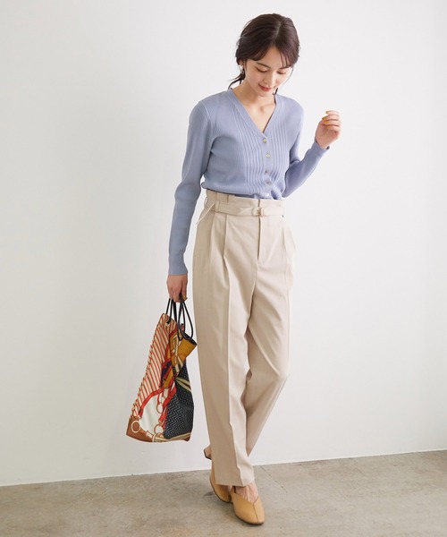 ROPE' PICNIC(ロペピクニック)の「【WEB限定カラーあり】【セットアップ対応】アセテート混ドライタッチテーパードパンツ(その他パンツ・レディース・ベージュ/サックスブルー/ライトグリーン/グレー系その他/グリーン系その他3・40/38/36)」の11枚目の写真