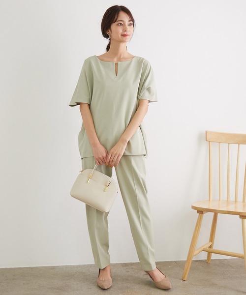 ROPE' PICNIC(ロペピクニック)の「【WEB限定カラーあり】【セットアップ対応】アセテート混ドライタッチテーパードパンツ(その他パンツ・レディース・ベージュ/サックスブルー/ライトグリーン/グレー系その他/グリーン系その他3・40/38/36)」の9枚目の写真