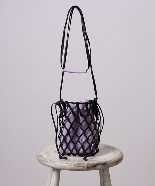 Laugoa(ラウゴア)の「KOEK ショルダー かごバッグ(かごバッグ・レディース・パープル/ブラック/シルバー/アイボリー・9)」の4枚目の写真
