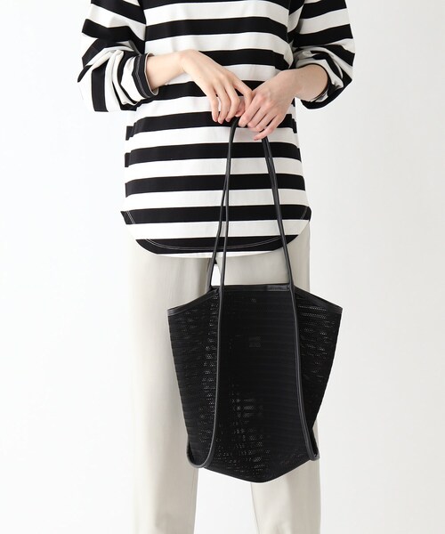 AG by aquagirl（エージーバイアクアガール）の「◆メッシュパイピングトート（トートバッグ・レディース・ブラック/グレー/ライトベージュ・00）」の13枚目の写真