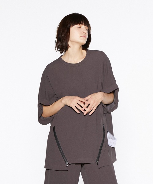 SHAREEF(シャリーフ)の「GEORGETTE JQ ZIP-HEM DOLMAN S/S T(Tシャツ/カットソー・メンズ・グレイッシュベージュ/ブラック/チャコールグレー/ホワイト系その他・3/1/2)」の14枚目の写真