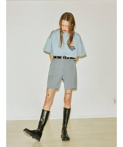 jouetie(ジュエティ)の「カットオフハーフパンツ(その他パンツ・レディース・アイボリー/ブラック/ピンク/ブルー/その他1・MEDIUM)」の6枚目の写真