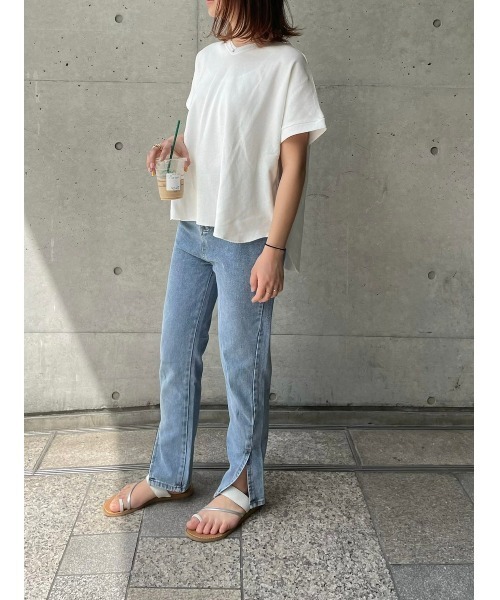 DAIS-Y（デイジー）の「ワッフル地VネックTシャツ（Tシャツ/カットソー・レディース・ホワイト/ブラック/モカ/チャコール・FREE）」の8枚目の写真